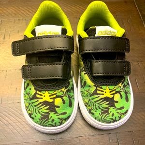 Adidas Muppet Toddler Shoes NWOT size 5.5c